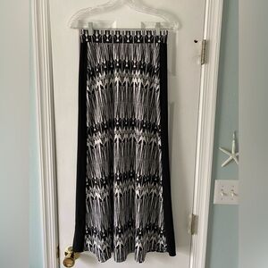 Nina &Mee Black & White Patterned Maxi Skirt
